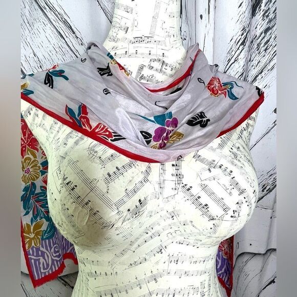 Vintage Oscar de la Renta 100% Silk Scarf  rectangular signed - Picture 5 of 7